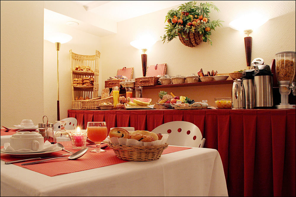 Pavillon Villiers Etoile Hotel