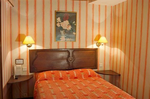Du Lys 3* Parigi