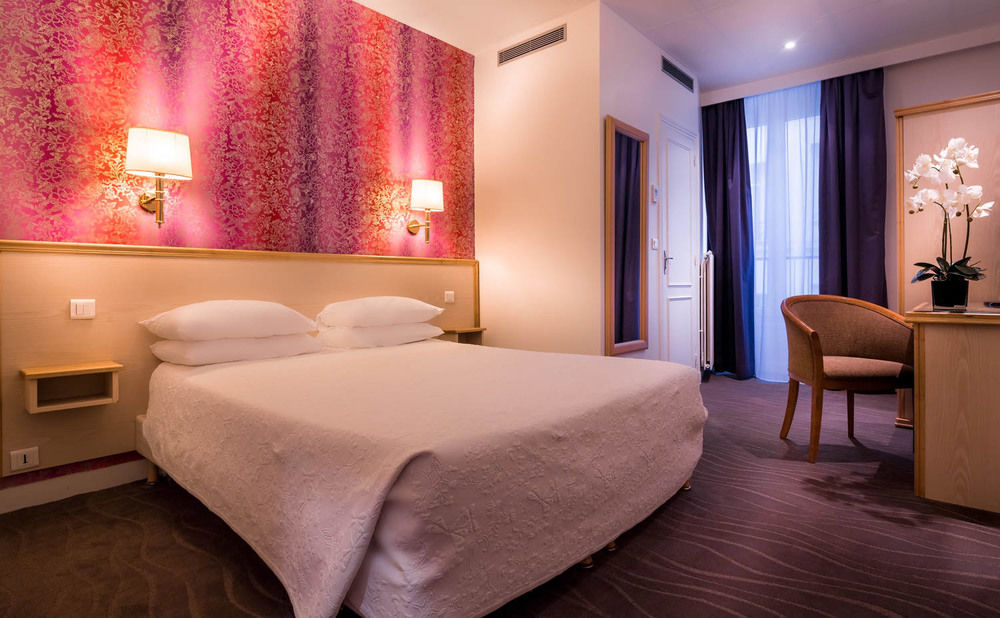 Royal Opera Hotel