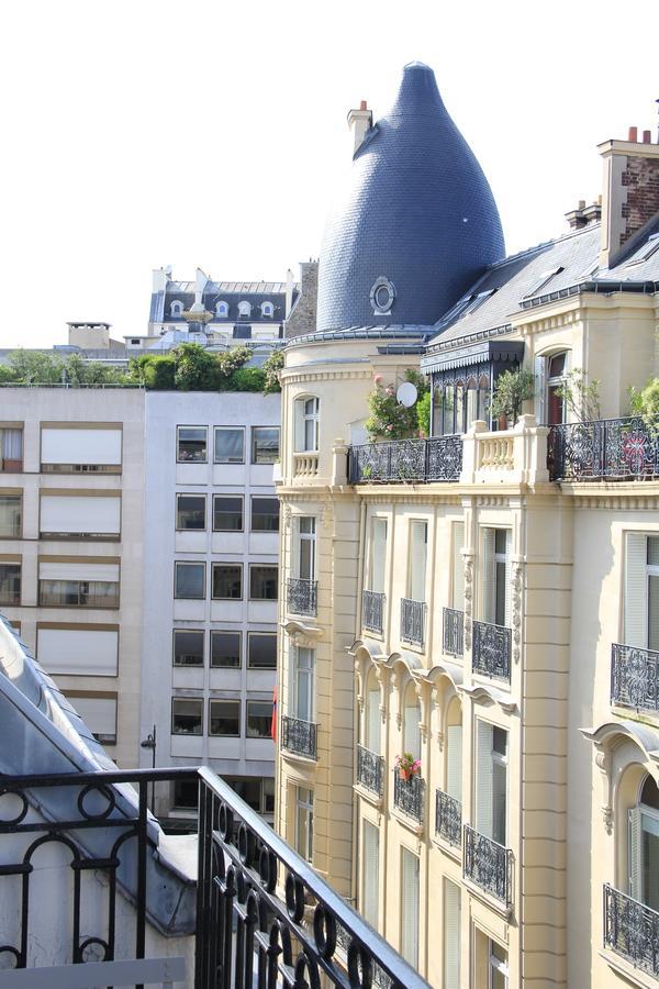 Champs Elysees Apartment