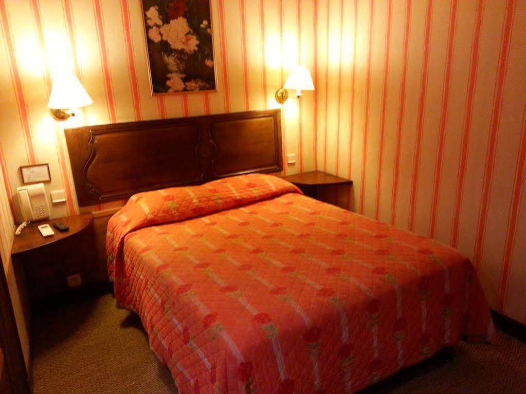 Du Lys Hotel