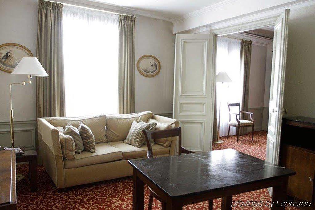 Langlois Hotel Parigi