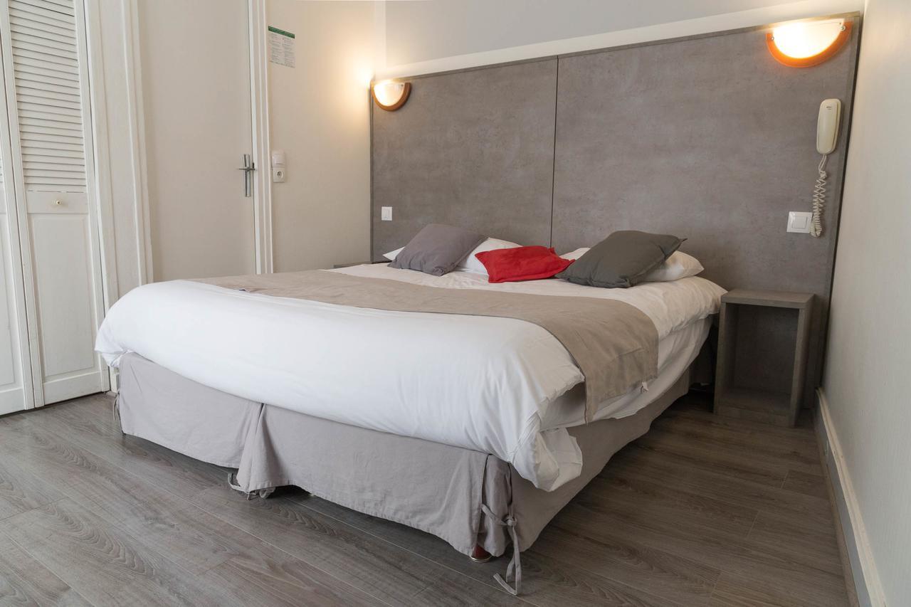 Panam Gambetta- Place Gambetta-mairie Du 20 Emme Hotel