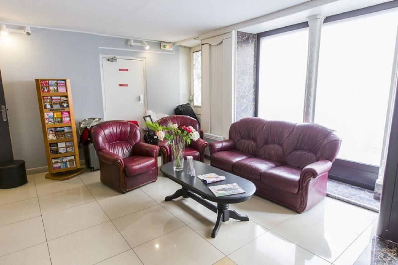 Hotel Hipotel Montmartre Gare Du Nord 2*