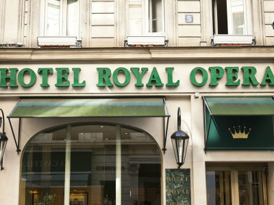 Royal Opera 3*