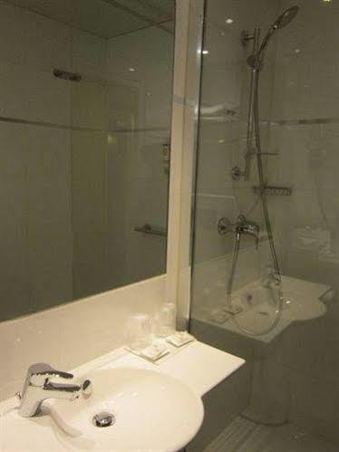Hotel Beaugrenelle Tour Eiffel Parigi