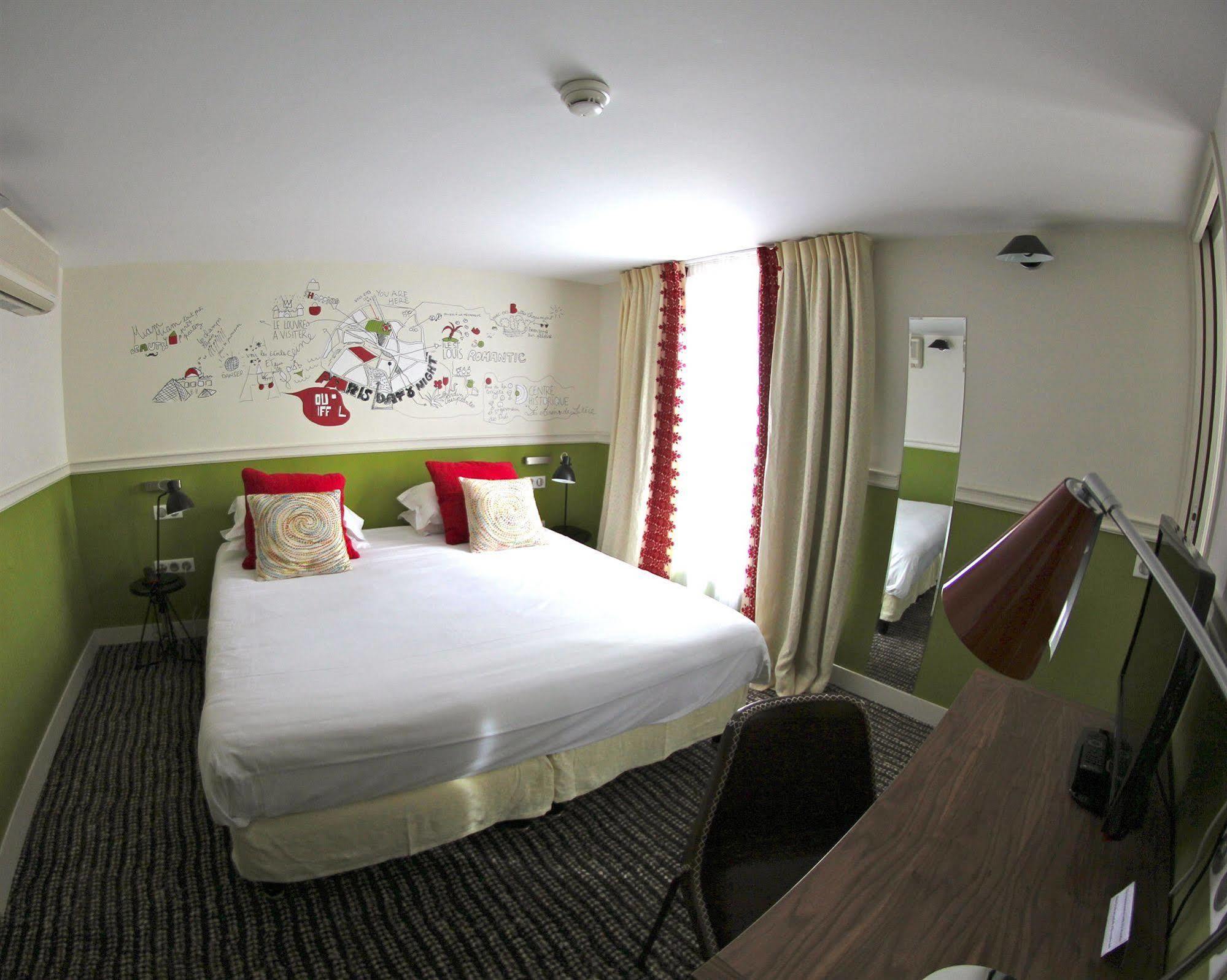 Des 3 Poussins Hotel