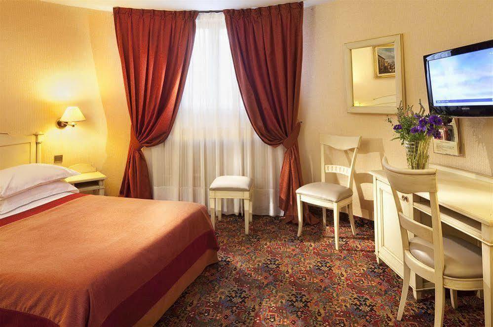 Paix Republique Hotel 3*