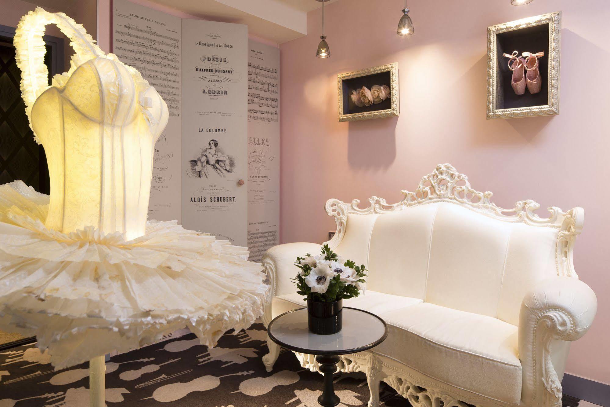Hotel Le Pradey Paris