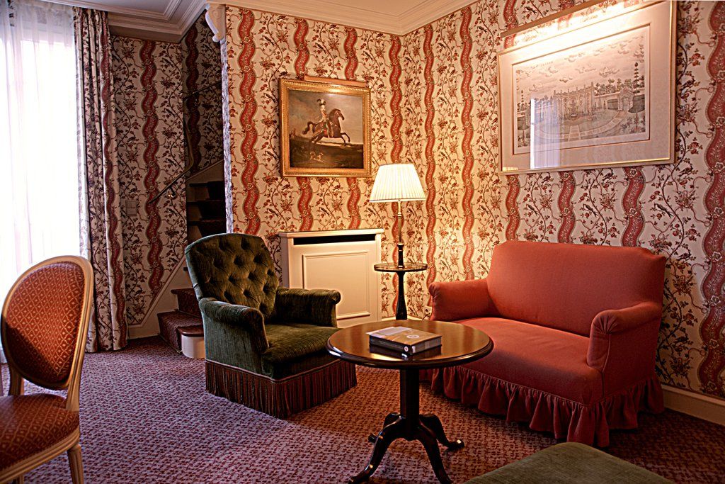 Victoria Palace Hotel 4*