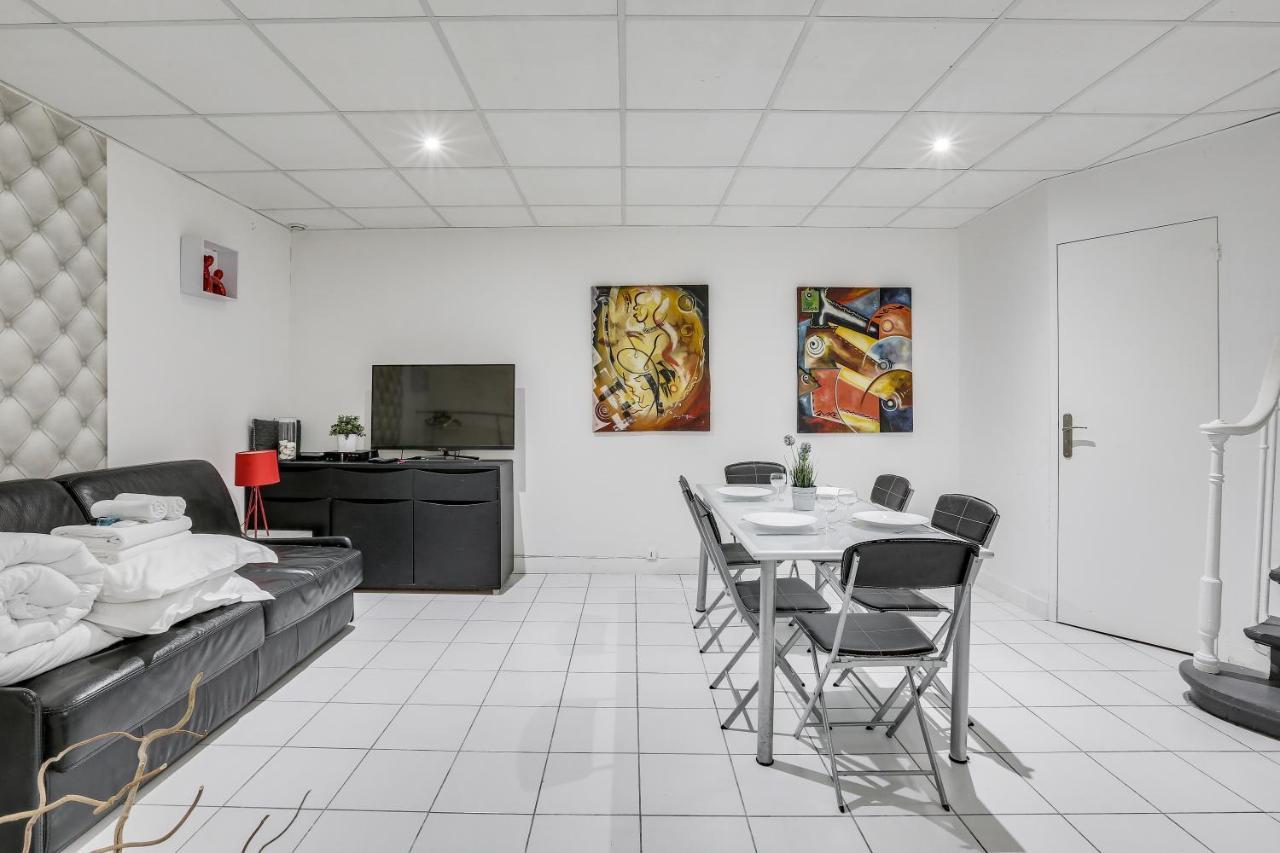 Triplex In Boulevard De Magenta By Guestready