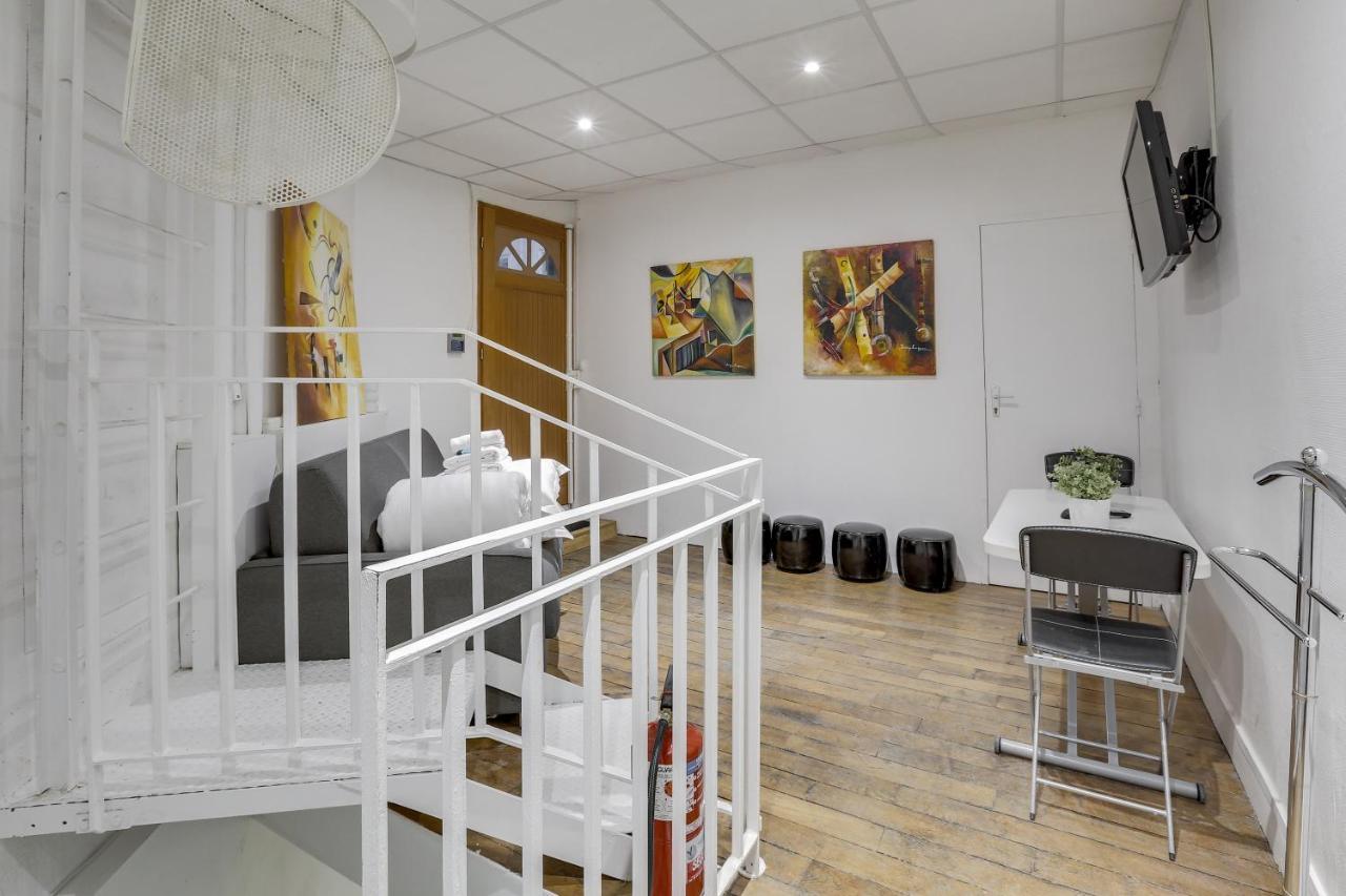 Triplex In Boulevard De Magenta By Guestready