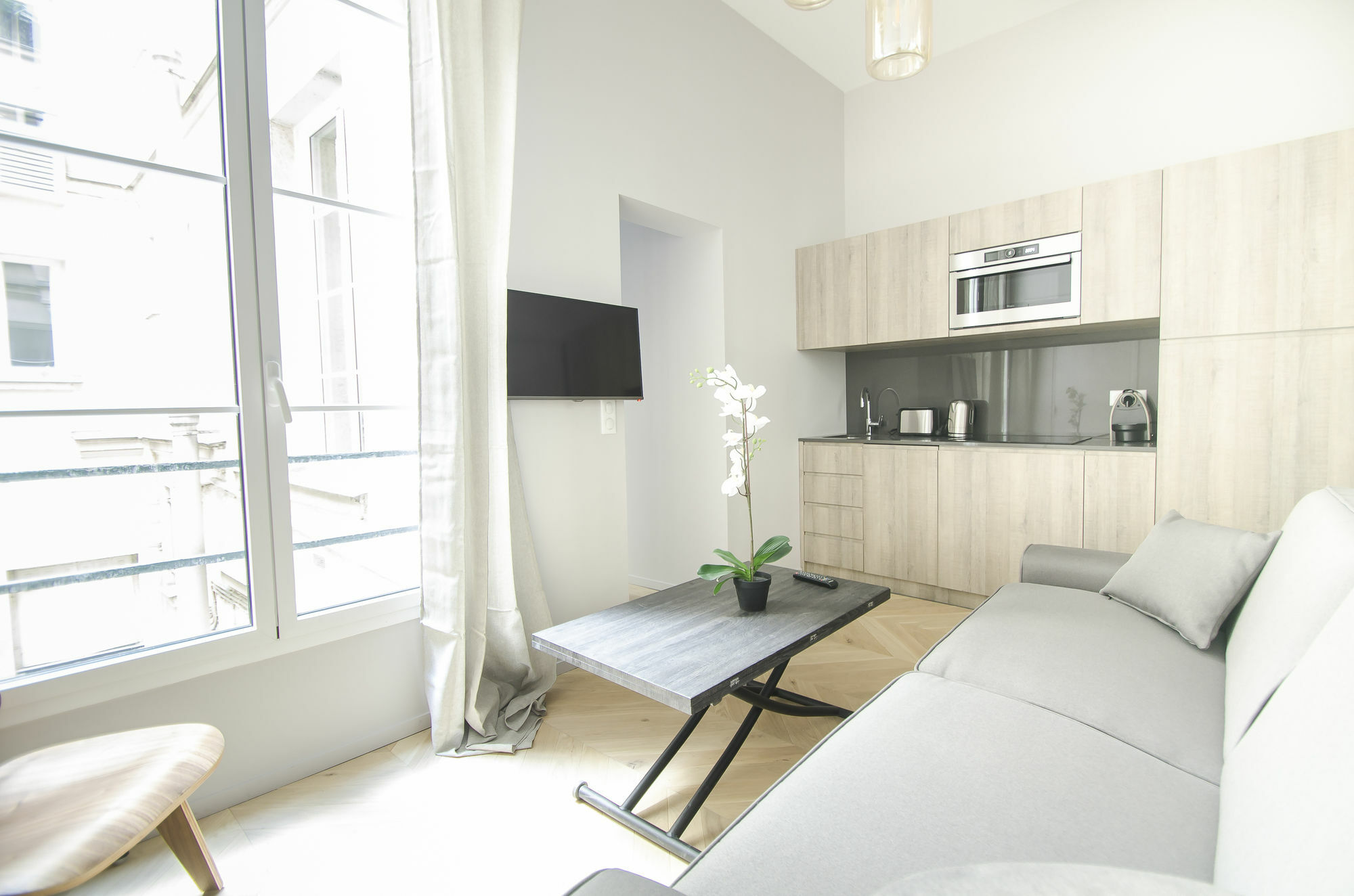 Luxury In Opera - The Louvre Apartment