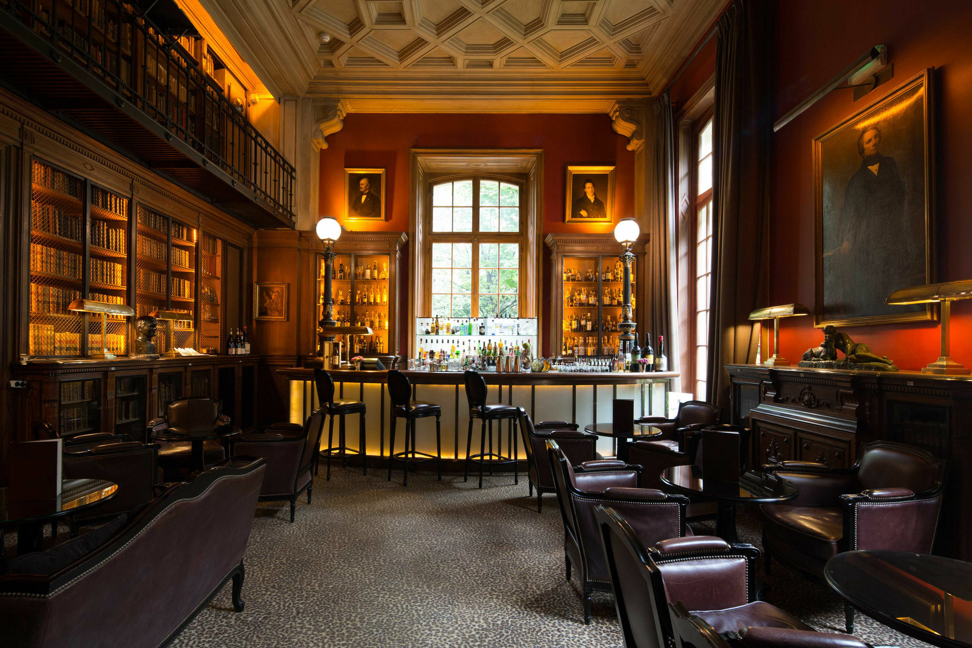 Saint James Hotel 5*