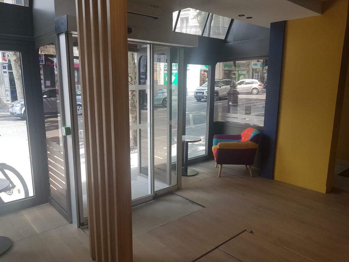 Panam Gambetta- Place Gambetta-mairie Du 20 Emme 3* Paris