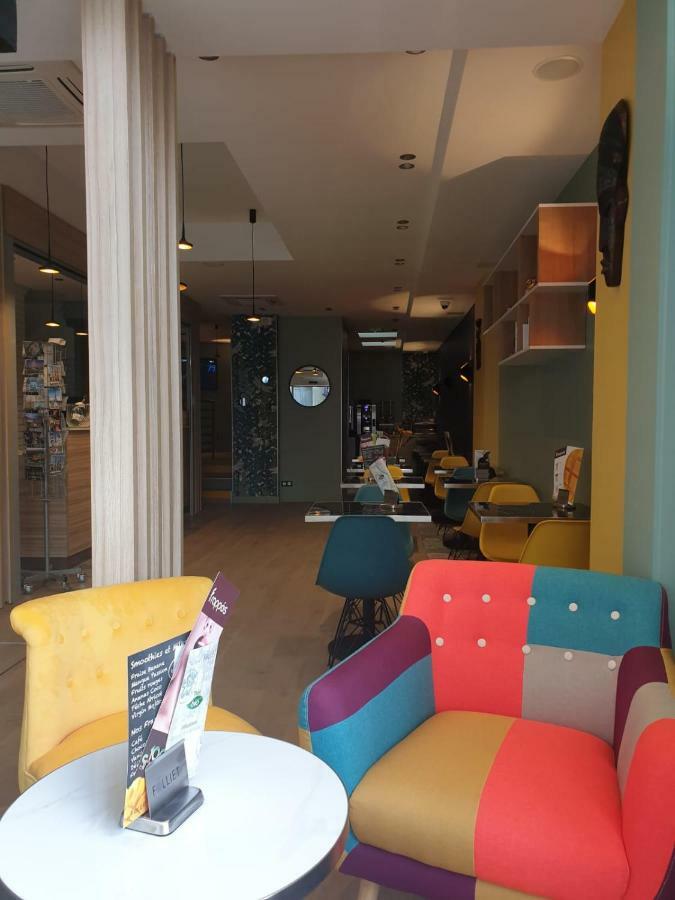 Panam Gambetta- Place Gambetta-mairie Du 20 Emme