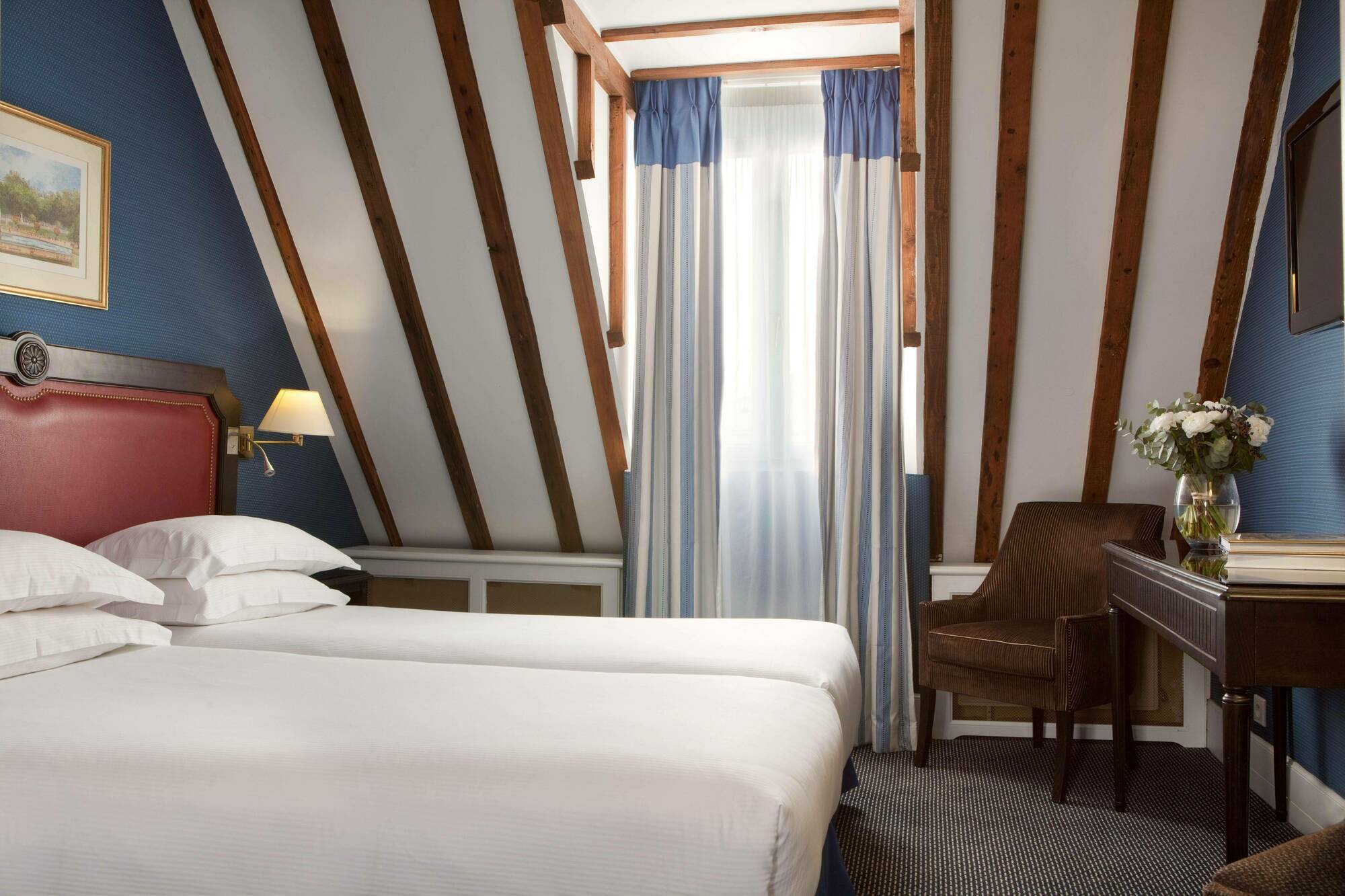 Hotel Serotel Lutèce 4*