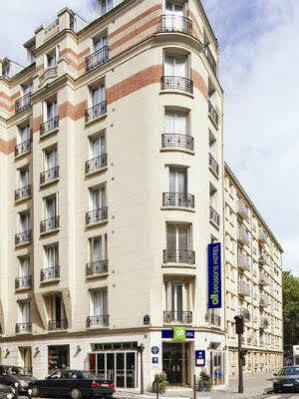 Ibis Styles 15 Lecourbe Hotel