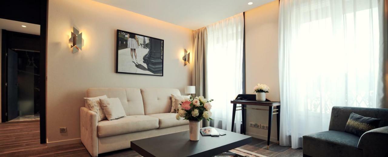 Roi De Sicile - Rivoli -- Luxury Parigi
