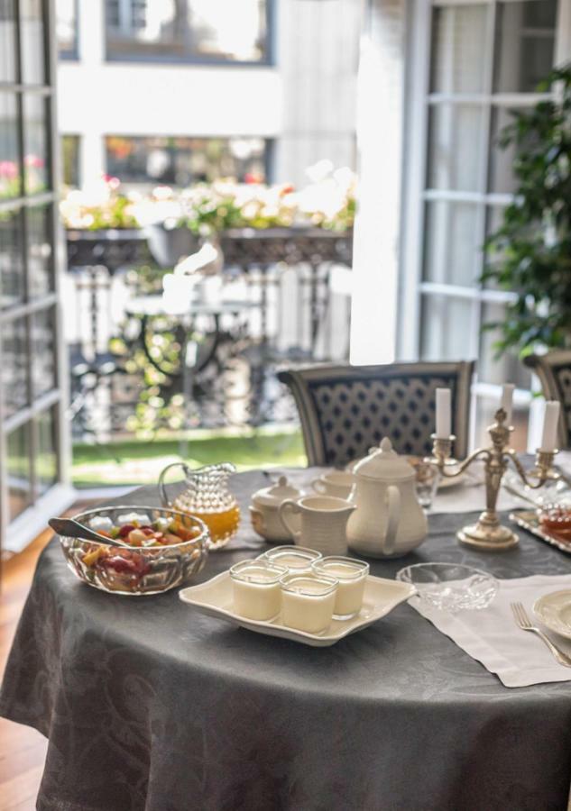 La Parisienne - Bed & Breakfast *