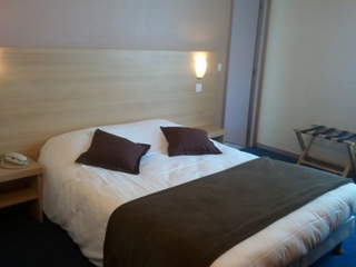 Hotel Paris Villette 3*
