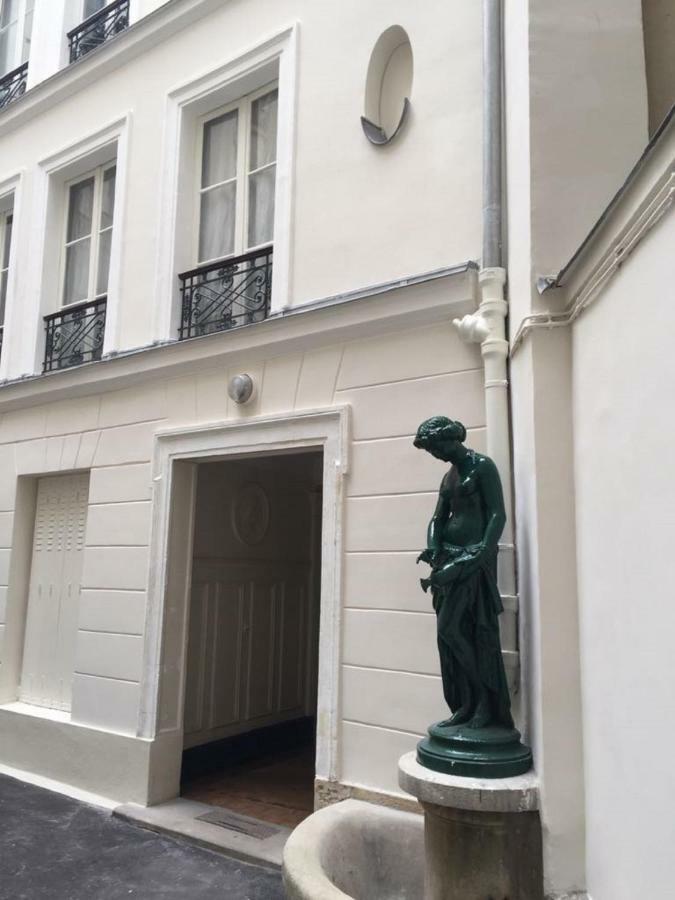Joie St Germain Des Prés - Jardin Luxembourg