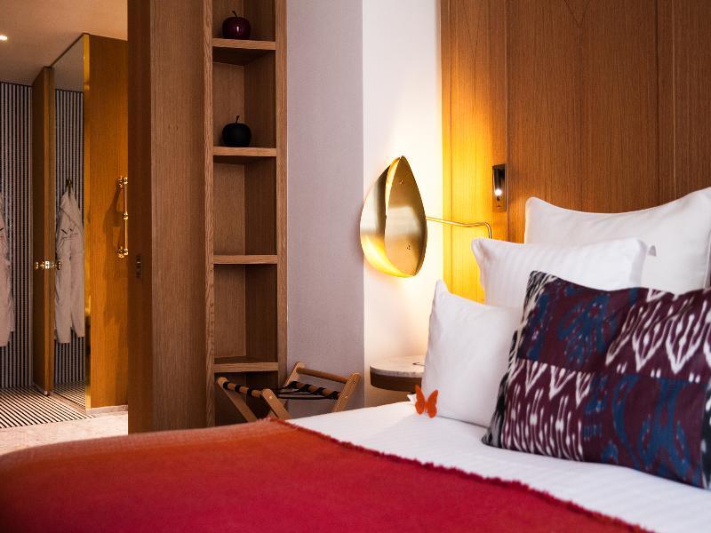 Hotel Vernet Champs Elysees Paris